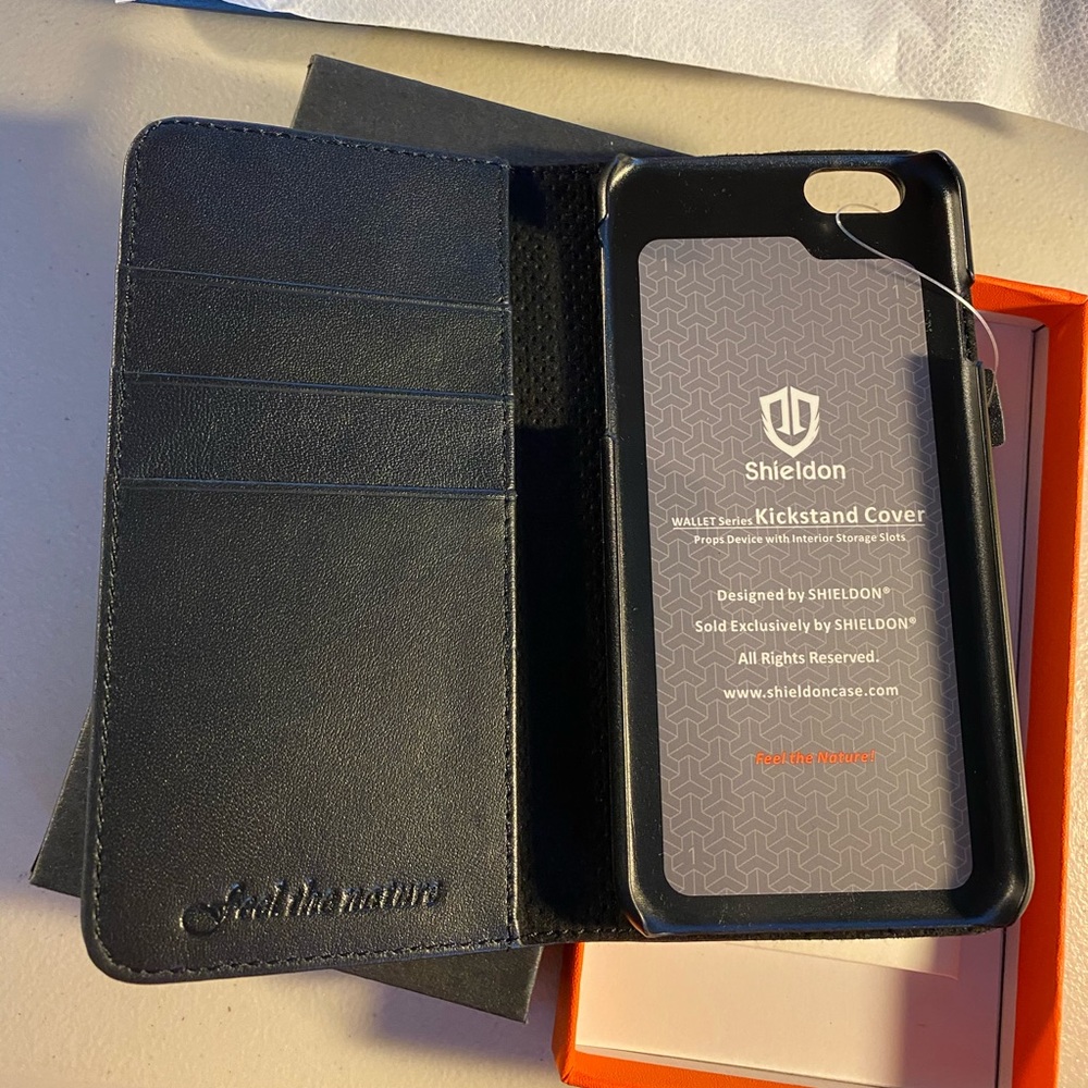 NWT IPhone 6s folio case